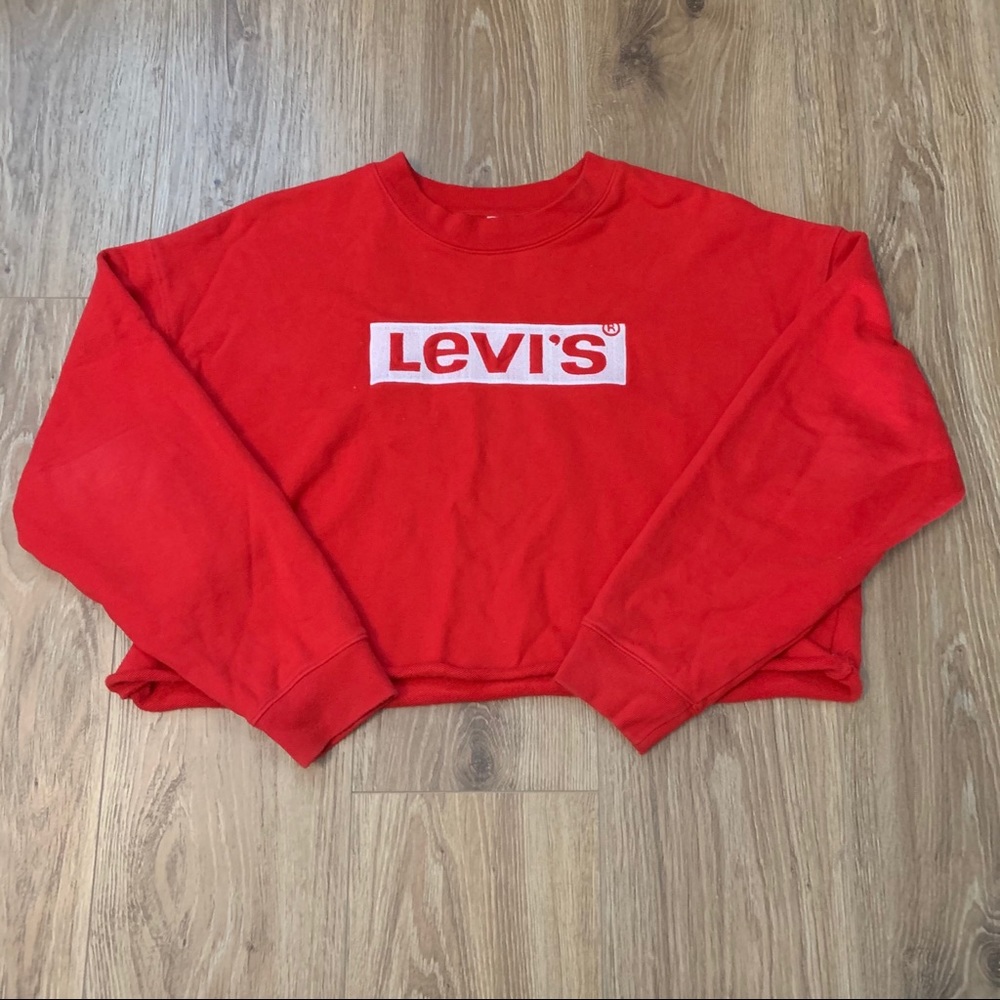 Levi’s cropped sweater